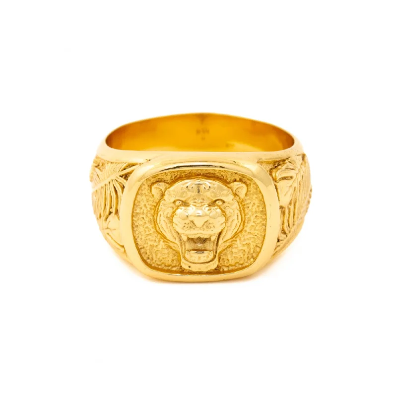 Matching rings for couples for special moments-Gold "King of the Jungle" Signet