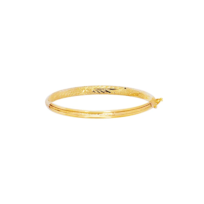 Friendship bracelets for meaningful connections-14K Yellow Gold Filagree Pattern with Florentine Finish Childrens Bangle