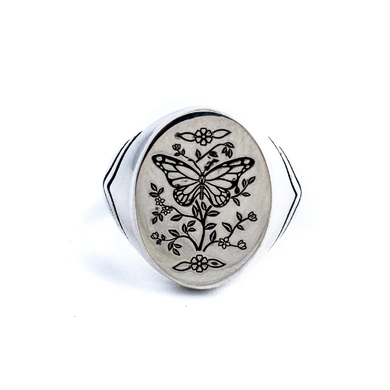 Personalized engravable rings for special occasions-Monarch Signet Ring