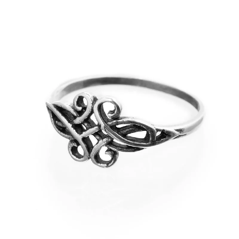 Custom rings for everyday wear-Swirl Ring, Silver