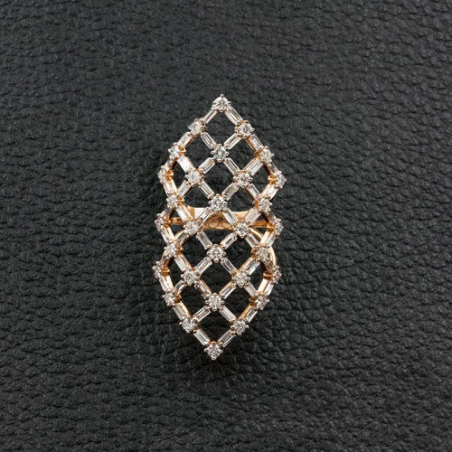 Adjustable rings for a perfect fit-Diamond Lattice Ring