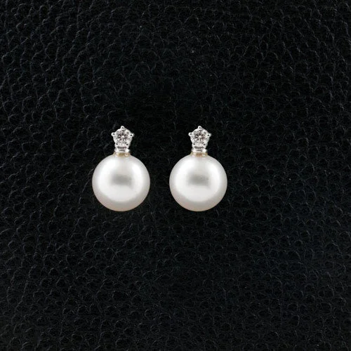 Modern acrylic earrings for a trendy look-Pearl & Diamond Earrings