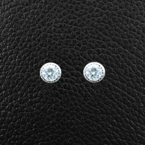 Custom engraved birthstone stud earrings for gifts-Small Diamond Stud Earrings