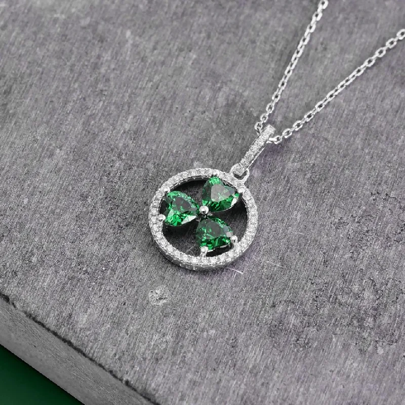 Custom photo necklaces for sentimental value-Shamrock Circle Necklace