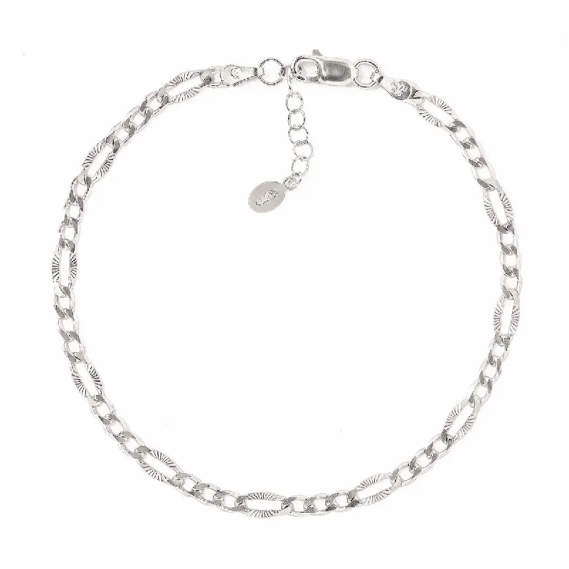 Friendship bracelets for meaningful connections-Faceted Figaro Chain Bracelet